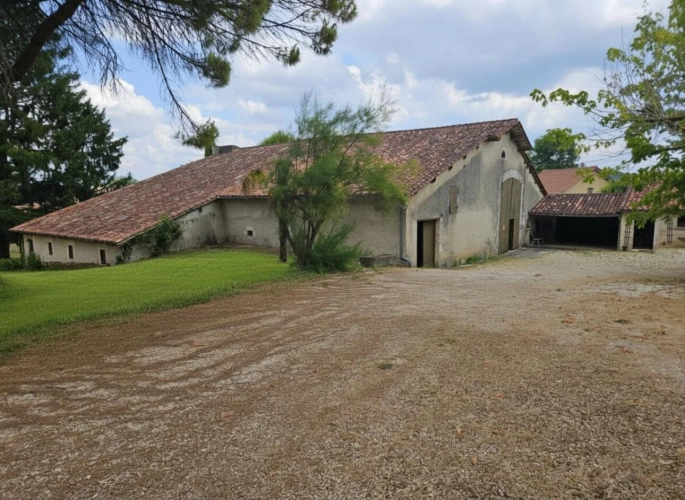 Photos 18 - Rurale - Grange et dépendances À FORT POTENTIEL AU CEUR DU PÉRIGORD Vert
