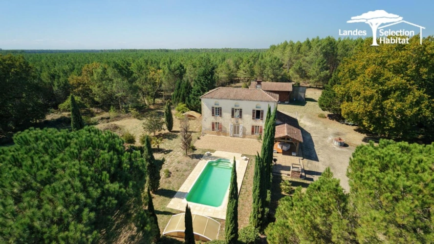 Photos 1 - Prestige - Maison de maître de 230 m² sur 1,3 hectare clos | Dépendances, piscine