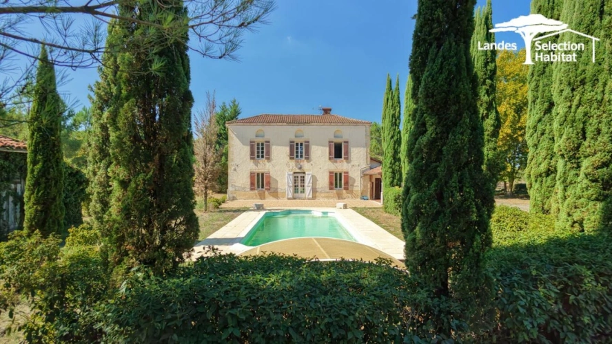 Photos 2 - Prestige - Maison de maître de 230 m² sur 1,3 hectare clos | Dépendances, piscine