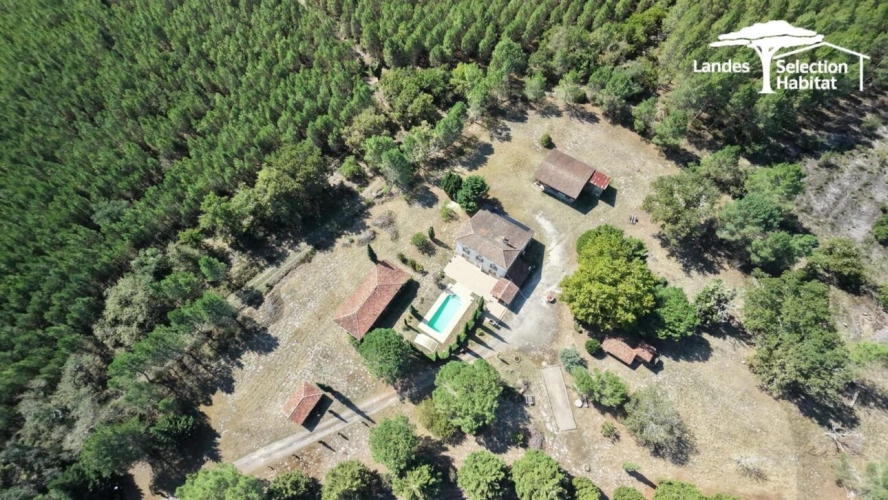 Photos 4 - Prestige - Maison de maître de 230 m² sur 1,3 hectare clos | Dépendances, piscine
