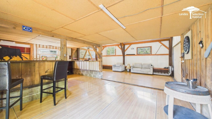 Photos 17 - Prestige - Maison de maître de 230 m² sur 1,3 hectare clos | Dépendances, piscine