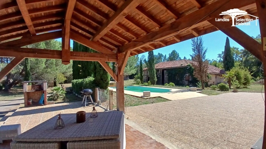 Photos 25 - Prestige - Maison de maître de 230 m² sur 1,3 hectare clos | Dépendances, piscine