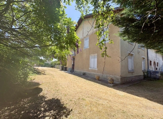 Photos 7 - Rurale - Tarbes – Propriété de caractère avec maison de 184 m² à rénover et près de 1 800 m² de bâtis