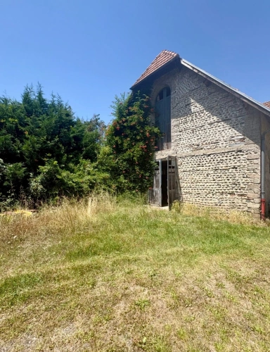 Photos 15 - Rurale - Tarbes – Propriété de caractère avec maison de 184 m² à rénover et près de 1 800 m² de bâtis