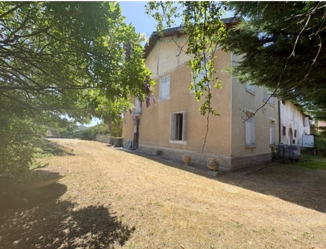 Photos 28 - Rurale - Tarbes – Propriété de caractère avec maison de 184 m² à rénover et près de 1 800 m² de bâtis