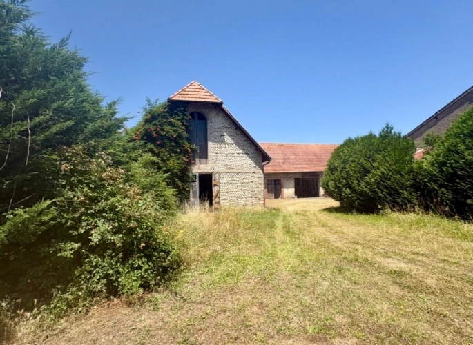 Photos 35 - Rurale - Tarbes – Propriété de caractère avec maison de 184 m² à rénover et près de 1 800 m² de bâtis