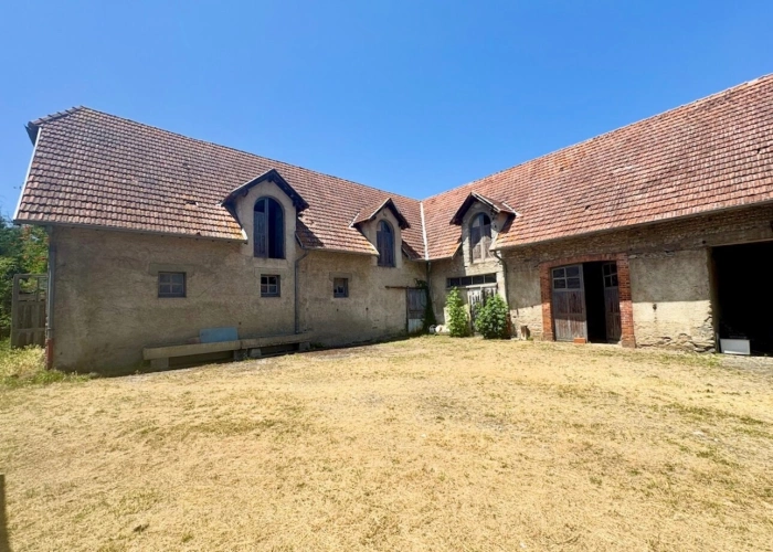 Photos 39 - Rurale - Tarbes – Propriété de caractère avec maison de 184 m² à rénover et près de 1 800 m² de bâtis