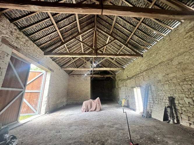 Photos 10 - Prestige - Maison de Maître + Piscine + Grange de 100 m² | 7 000 m² de terrain | Sans voisinage