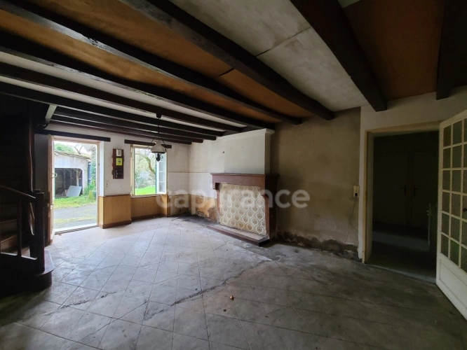Photos 4 - Rurale - Maison à rénover avec dépendances NACHAMPS (17)