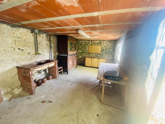 Photos 11 - Rurale - Corps de ferme avec 23 hectares et grange de 200 m²