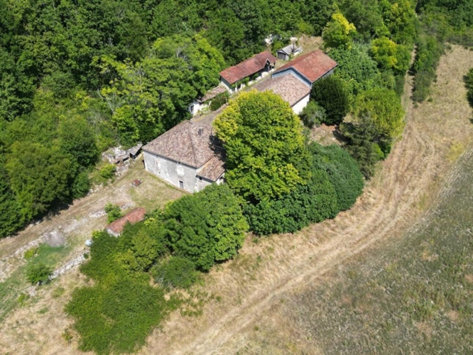 Photos 14 - Rurale - Corps de ferme avec 23 hectares et grange de 200 m²