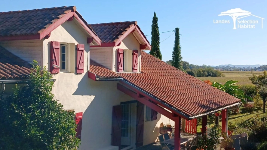 Photos 1 - Prestige - Maison de caractère au calme absolu sur 2,4 hectares | Bâtisse de 1810 rénovée avec soin