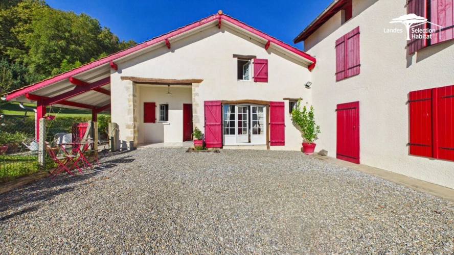 Photos 3 - Prestige - Maison de caractère au calme absolu sur 2,4 hectares | Bâtisse de 1810 rénovée avec soin