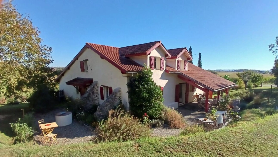 Photos 15 - Prestige - Maison de caractère au calme absolu sur 2,4 hectares | Bâtisse de 1810 rénovée avec soin