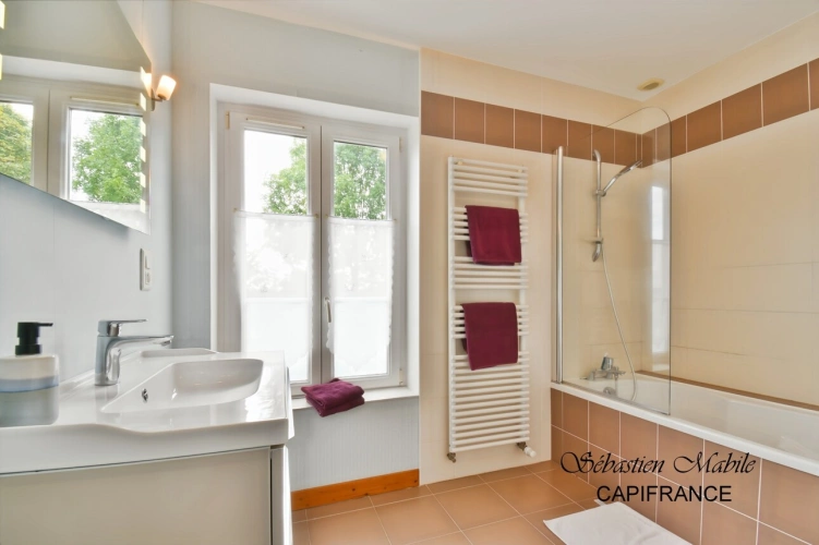 Photos 49 - Rurale - Propriété à vendre avec 5 gîtes + un appartement 14 pièces (50) à Pontorson en Normandie en Baie du Mont Saint Michel