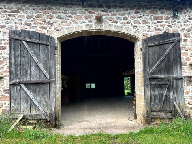 Photos 19 - Prestige - Exclusivité – Propriété de caractère avec étang, dans un écrin naturel préservé du Morvan - proche de SAULIEU (21)