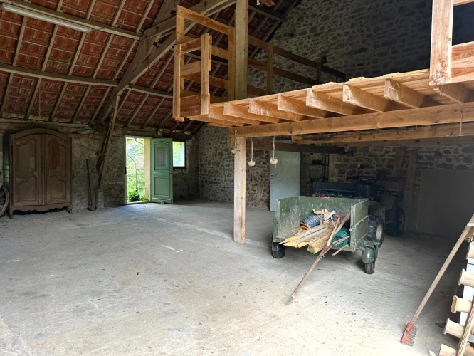 Photos 20 - Prestige - Exclusivité – Propriété de caractère avec étang, dans un écrin naturel préservé du Morvan - proche de SAULIEU (21)