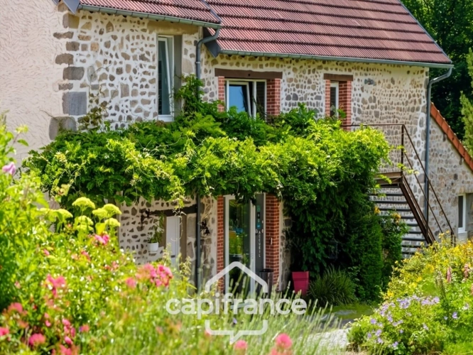Photos 7 - Prestige - Dpt Creuse (23), à vendre Saint Vaury propriété de 590 m2 avec plusieurs logements possibles - Piscine - Dépendances - Terrain 1,10 ha