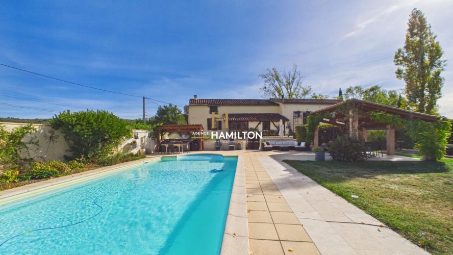 Photos 1 - Rurale - SUPERBE LONGERE AVEC PISCINE ET GARAGE AU PIEDS DE CORDES