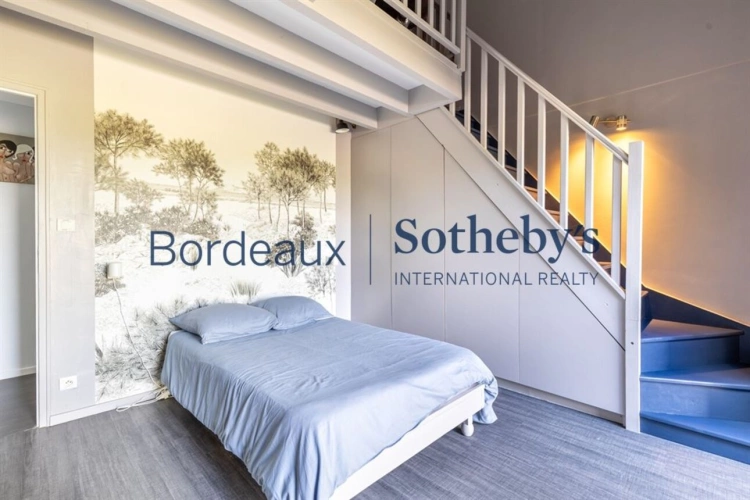 Photos 16 - Prestige - BORDEAUX 20MN - EXCEPTIONNELLE VILLA D'ARCHITECTE 335M² - PARC - PISCINE - 6 CHAMBRES - GARAGES