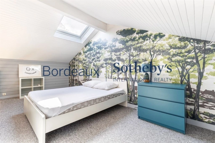 Photos 18 - Prestige - BORDEAUX 20MN - EXCEPTIONNELLE VILLA D'ARCHITECTE 335M² - PARC - PISCINE - 6 CHAMBRES - GARAGES