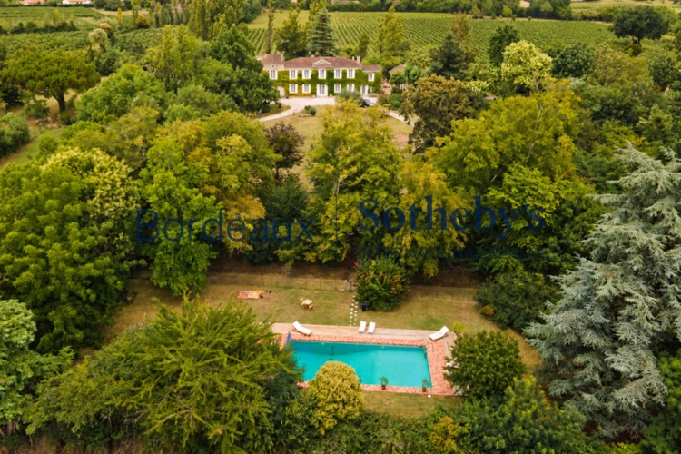 Photos 4 - Prestige - BORDEAUX 40MN - MAGNIFIQUE DEMEURE DE MAÎTRE XVIII° ET SES DÉPENDANCES - PARC 1,3 HA  - PISCINE