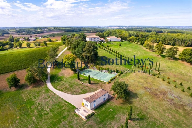 Photos 14 - Prestige - EXCLUSIVITÉ - MONBAZILLAC - DOMAINE HISTORIQUE D’EXCEPTION DE 42 HECTARES AVEC VUES PANORAMIQUES