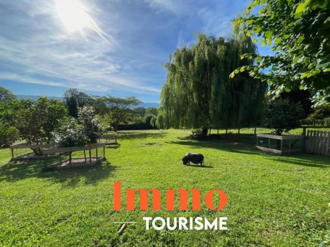 Photos 20 - Touristique - Ensemble immobilier : résidence principale, 3 gîtes, chambre d