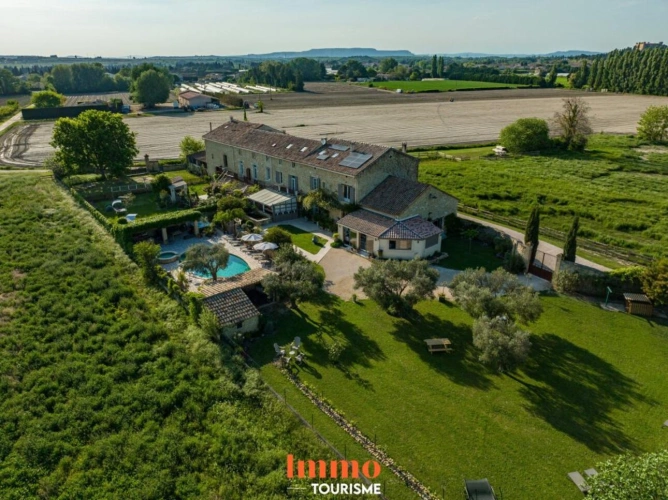 Photos 1 - Rurale - Mas provençal d'exception avec parc arboré et activité tour