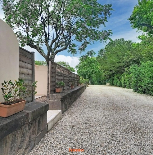 Photos 11 - Prestige - Maison de maître et domaine touristique de 16 hébergements - C