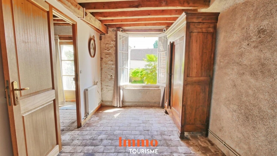 Photos 10 - Touristique - Maison de caractère pour chambres d'hôtes et gîte à 10min