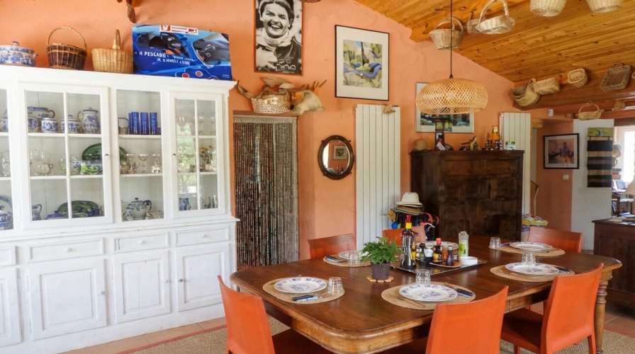 Photos 6 - Prestige - Propriété d'exception avec gîtes et potentiel équestre  Le F