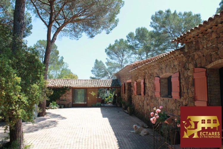 Photos 3 - Équestre - Propriété de caractère à Roquebrune sur Argens . Rare à la v