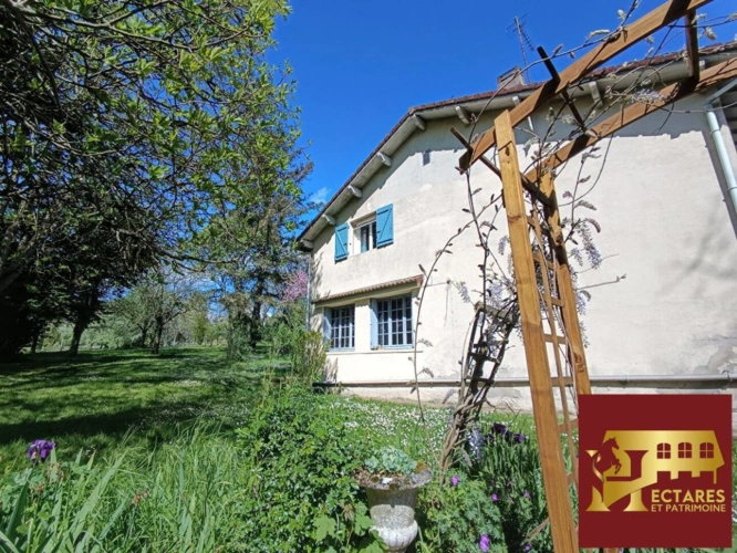 Photos 1 - Équestre - Propriété équestre - Maison avec 2 gîtes - 10 hectares - sou