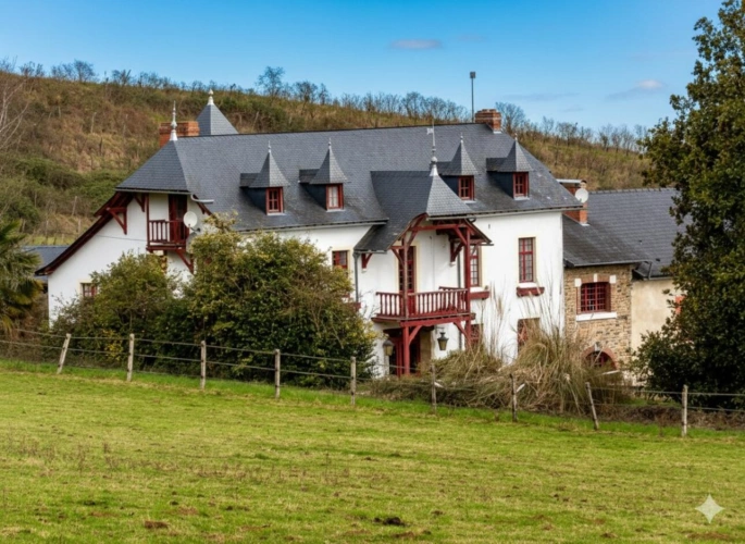 Photos 1 - Équestre - Haras sur 15 Hectares