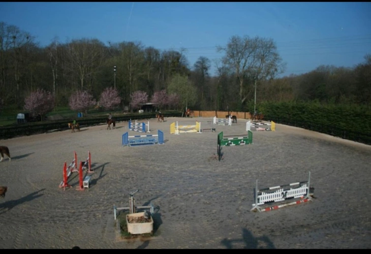 Photos 2 - Équestre - Domaine équestre en activité proche PARIS