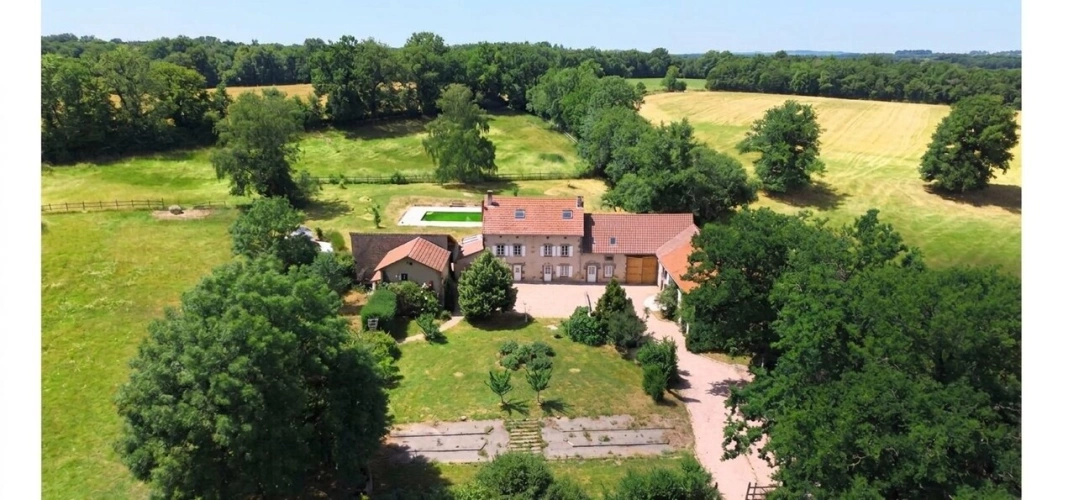Photos 5 - Équestre - Propriété équestre avec grande maison, piscine et nombreuses