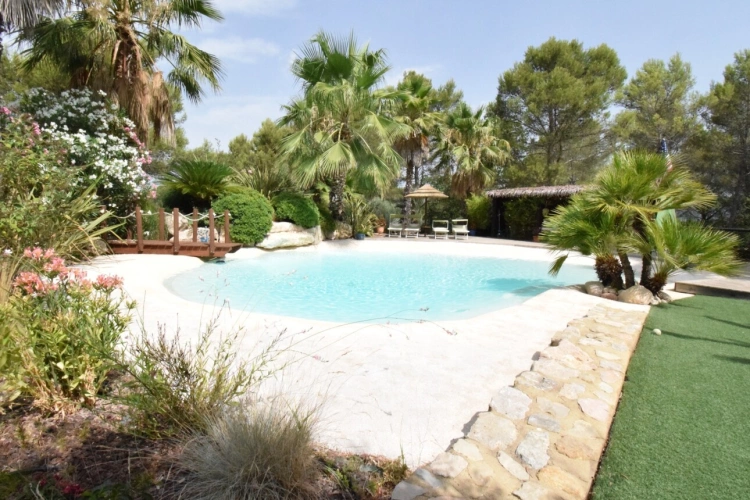 Photos 1 - Prestige - Propriété Draguignan videos disponibles