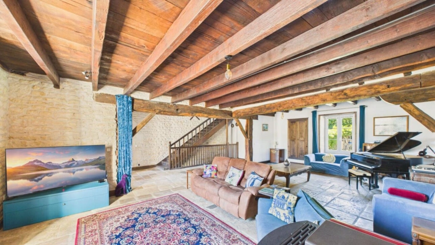 Photos 3 - Prestige - Exceptionnelle propriété de village avec gîte et piscine chauffée - Excellent potentiel de revenus