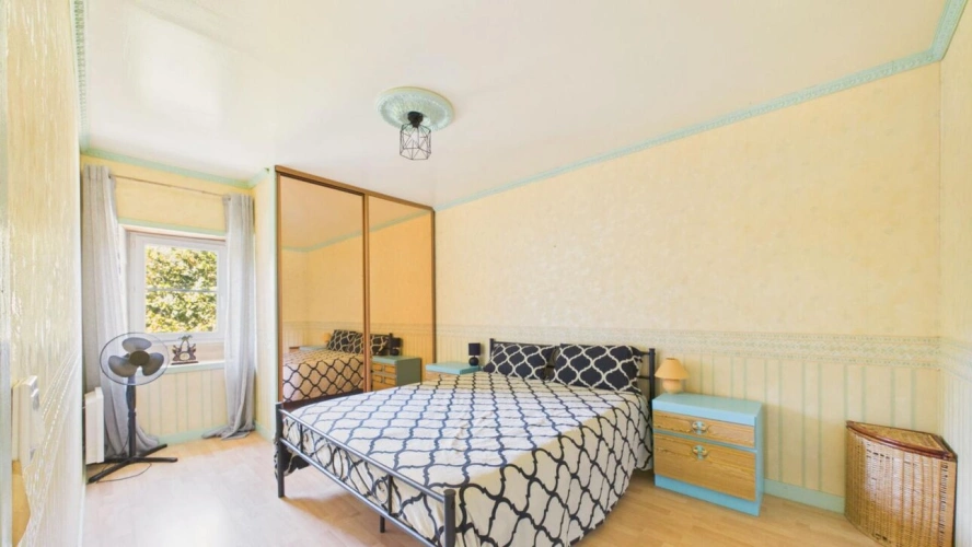 Photos 10 - Prestige - Exceptionnelle propriété de village avec gîte et piscine chauffée - Excellent potentiel de revenus