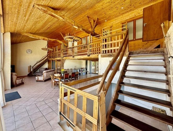 Photos 14 - Prestige - Exceptionnelle propriété de village avec gîte et piscine chauffée - Excellent potentiel de revenus