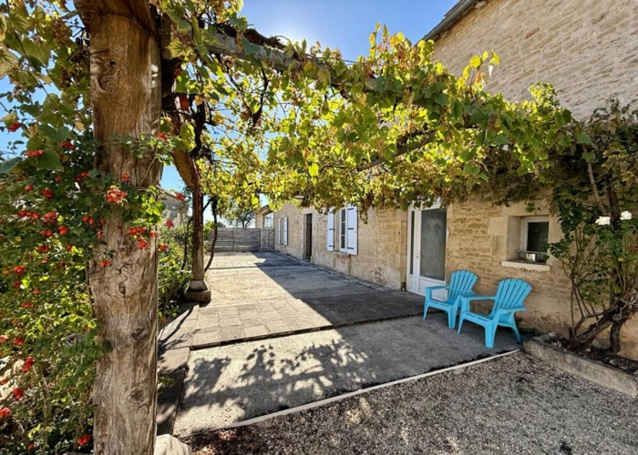 Photos 26 - Prestige - Exceptionnelle propriété de village avec gîte et piscine chauffée - Excellent potentiel de revenus