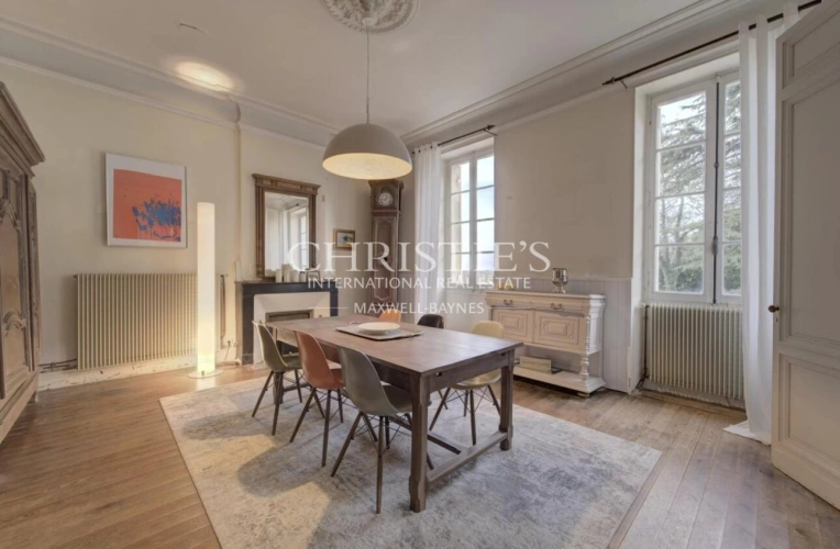 Photos 7 - Prestige - Aux portes de Saint-Émilion et de la Dordogne, une demeure de caractère à réinventer