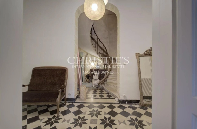 Photos 9 - Prestige - Aux portes de Saint-Émilion et de la Dordogne, une demeure de caractère à réinventer