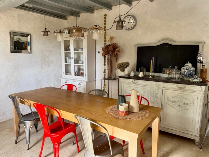 Photos 9 - Prestige - Propriété avec 2 gîtes, une chambre d'hôtes et 2 piscines - 2,2 hectares - VIC FEZENSAC (32)