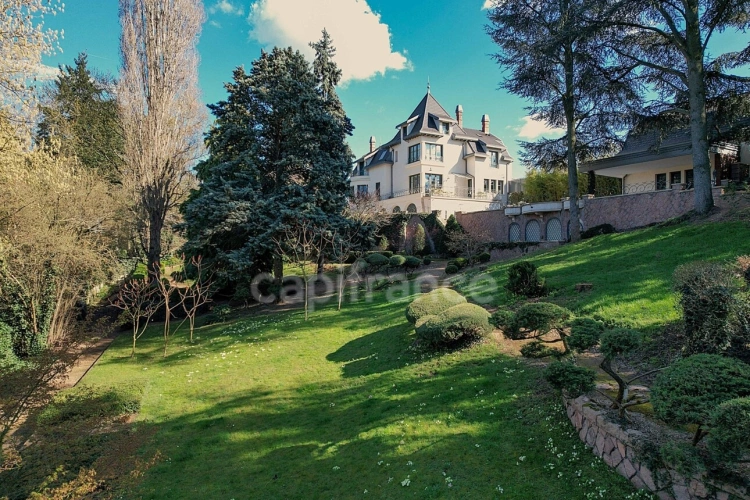 Photos 15 - Rurale - Une propriété de caractère, discrète et élégante, où le charme de la Belle Époque rencontre le confort d’une rénovation récente