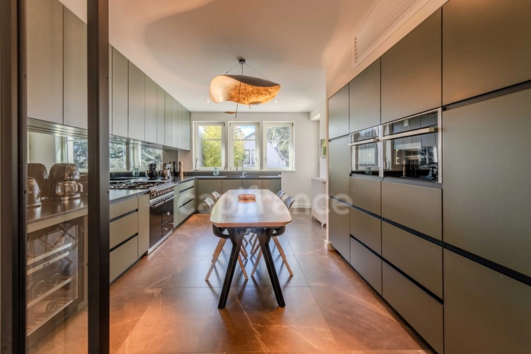 Photos 18 - Rurale - Une propriété de caractère, discrète et élégante, où le charme de la Belle Époque rencontre le confort d’une rénovation récente