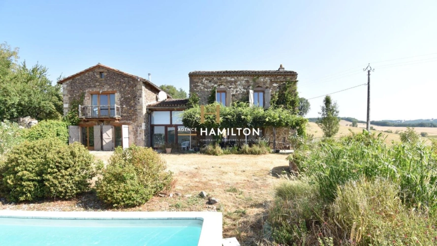 Photos 15 - Rurale - FERMETTE MODERNISÉE AVEC PISCINE ET VUE DÉGAGÉE
