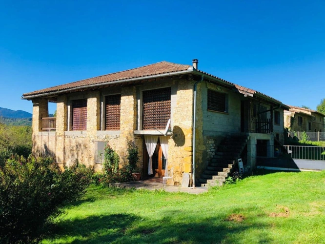 Photos 1 - Tourist - Very rare, Old farmhouse on 2Ha9 commune of La Bastide de Serou 09240