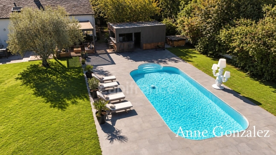 Photos 22 - Prestige - ORLEANS-SAINT JEAN LE BLANC, Rare propriété du XVIIIème revisitée par un architecte, parc paysager, piscine , élégance et prestations haut de gamme